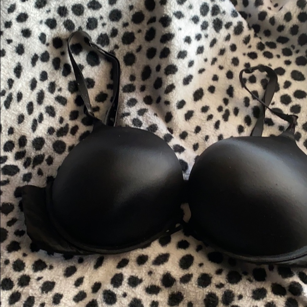 Victoria secret bombshell
